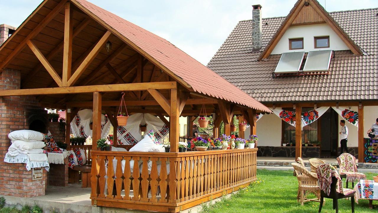 Pensiunea Rares Bistrita Bargaului Buitenkant foto